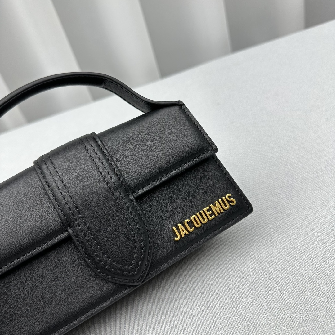 Jacquemus Satchel Bags